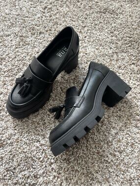 a.n.a Black Chunky Tassel Platform Loafers - Size 6.5